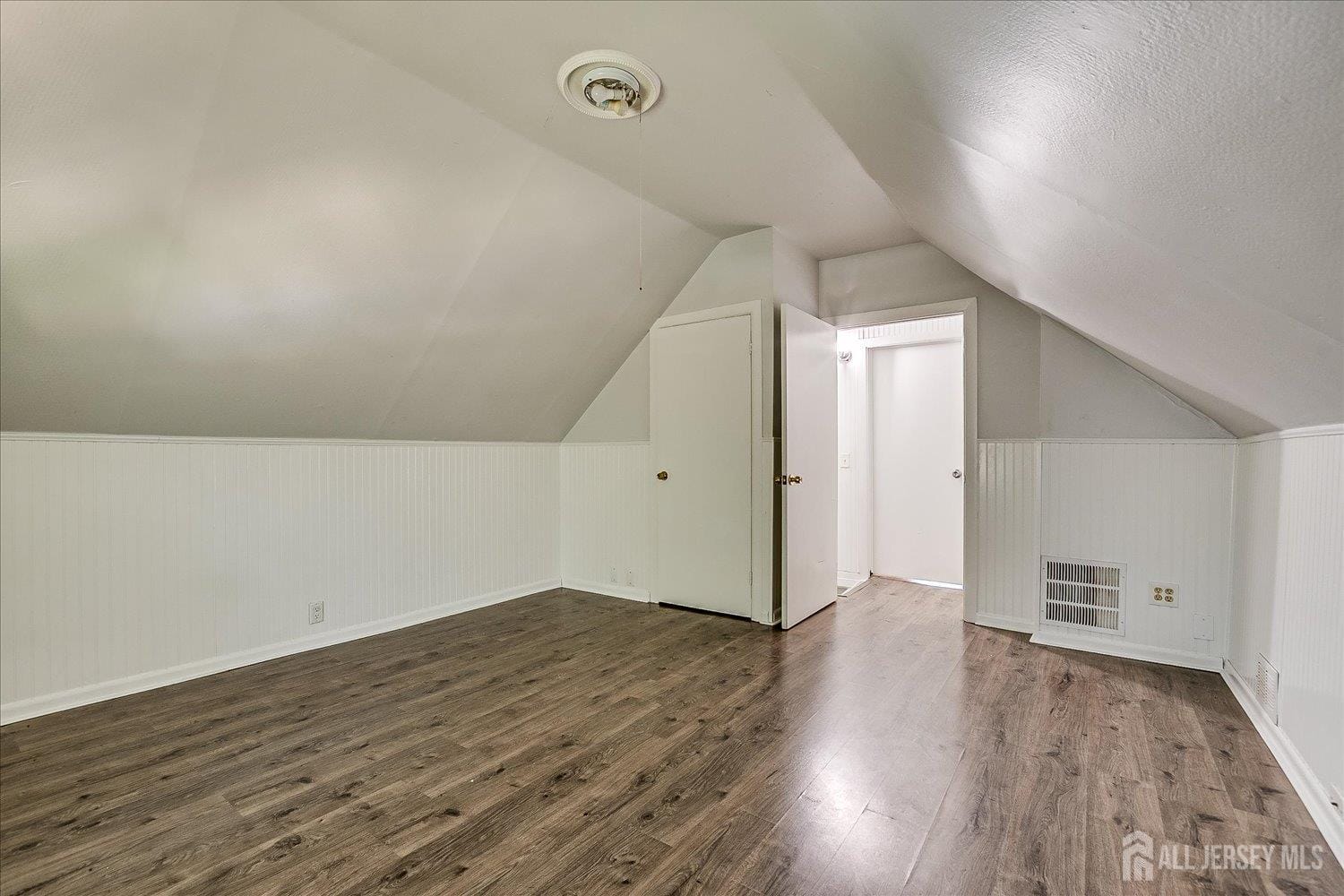 310 Howard Avenue, Middlesex, NJ, 08846 image 20