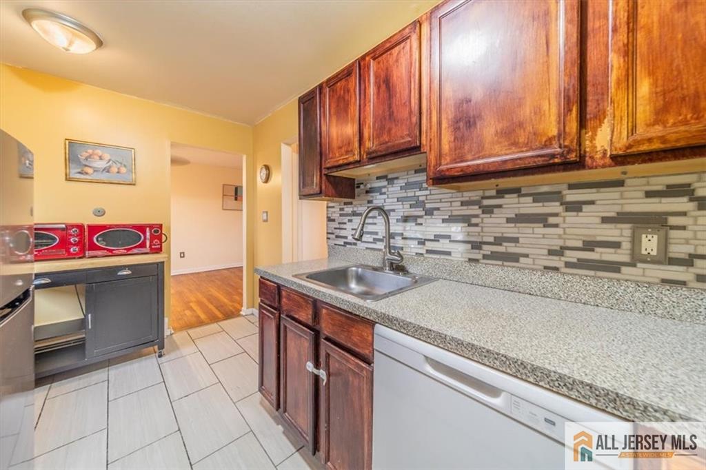 132 The Orchard L, East Windsor, NJ, 08512 image 8