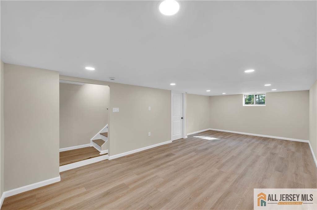 18 Delikat Lane, Sayreville, NJ, 08872 image 29