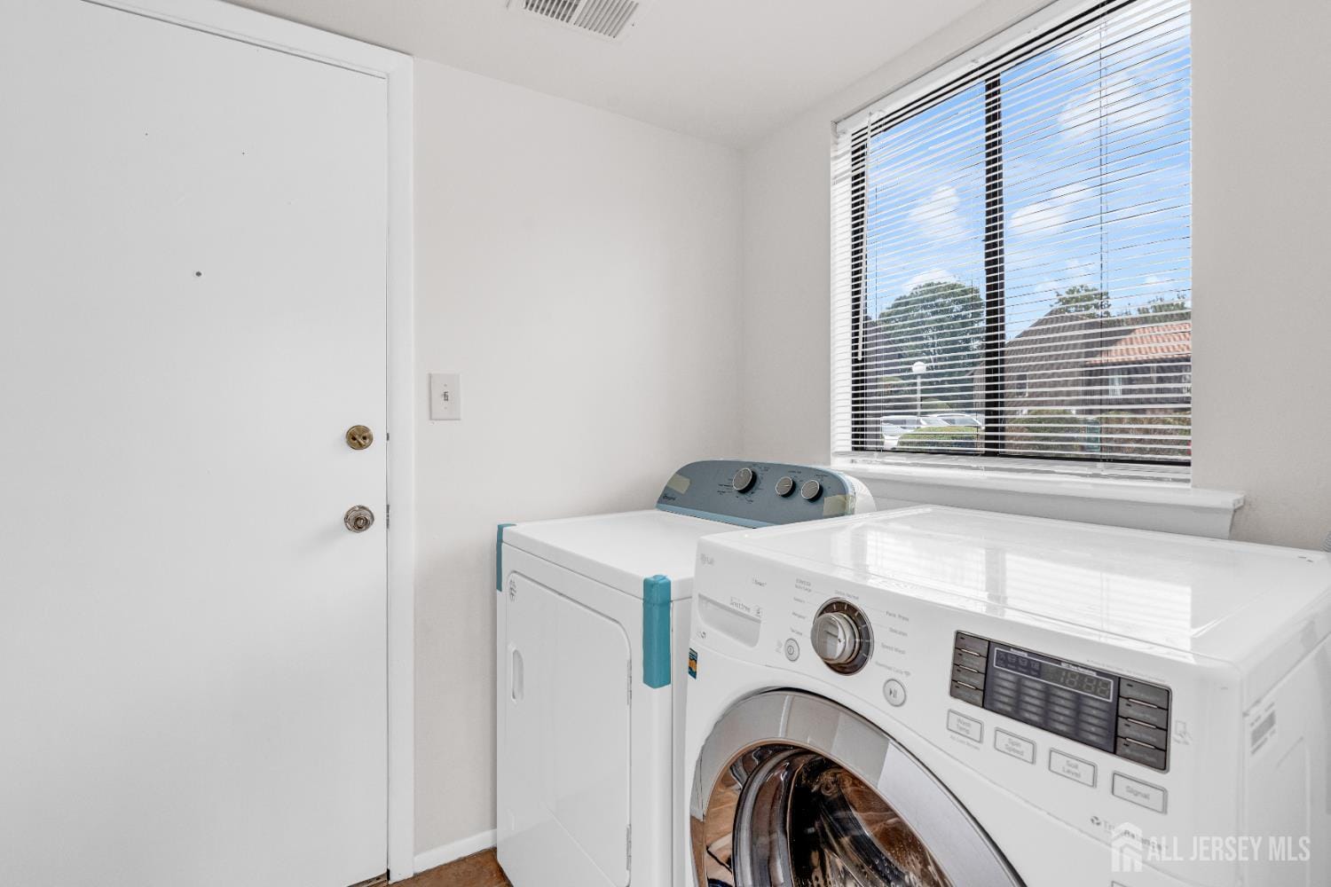 384 Westgate Drive, Edison, NJ, 08820 image 33