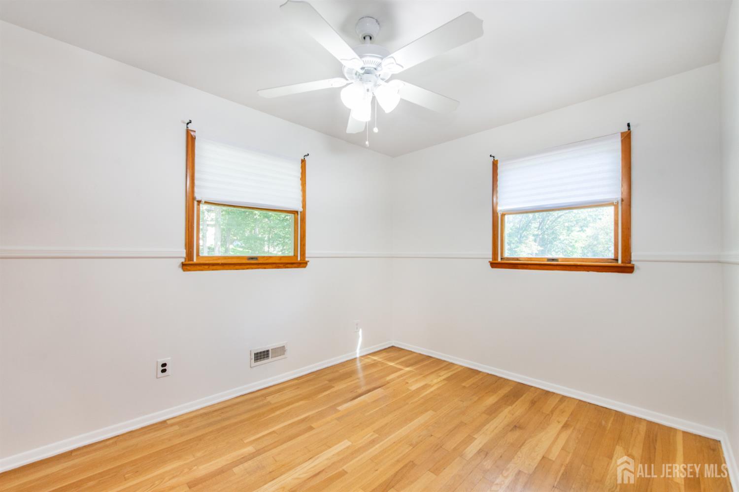 5 Sandalwood Drive, East Brunswick, NJ, 08816 image 25