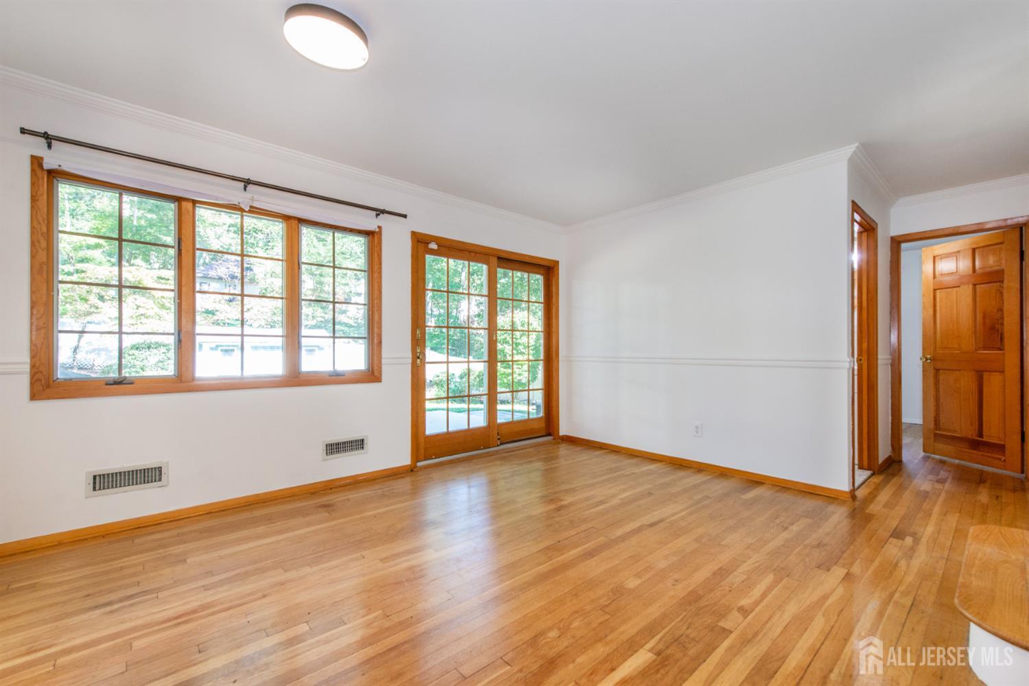 5 Sandalwood Drive, East Brunswick, NJ, 08816 image 22