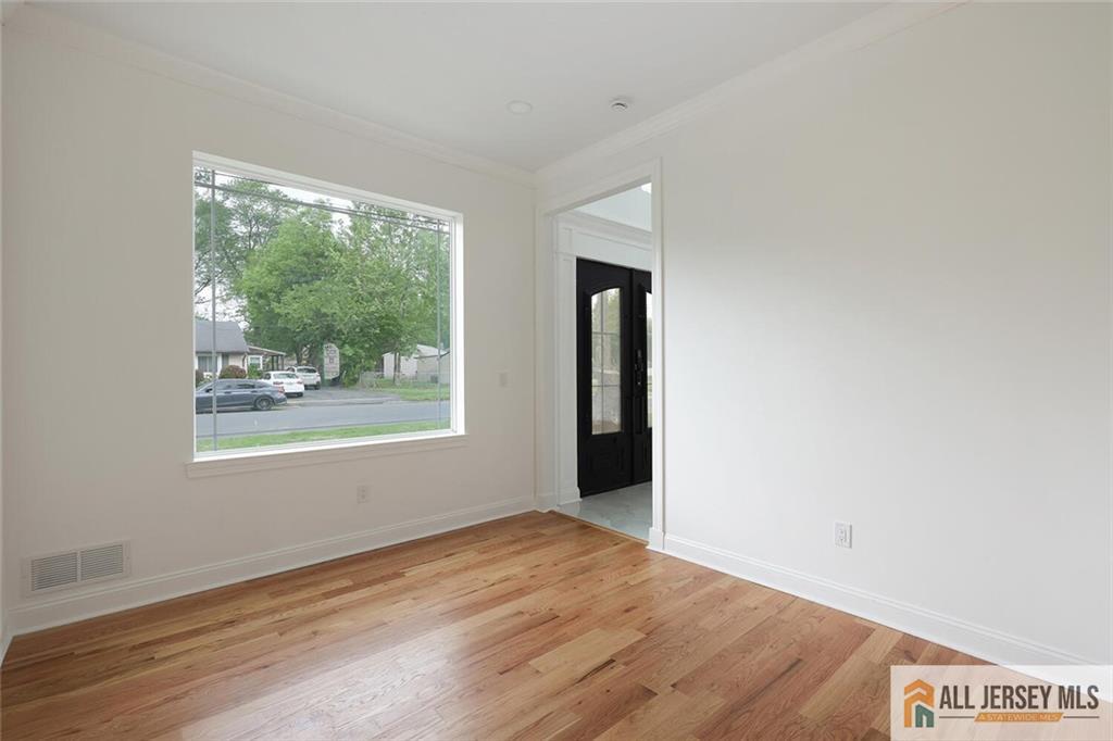 19 Fairfax Road Image 2