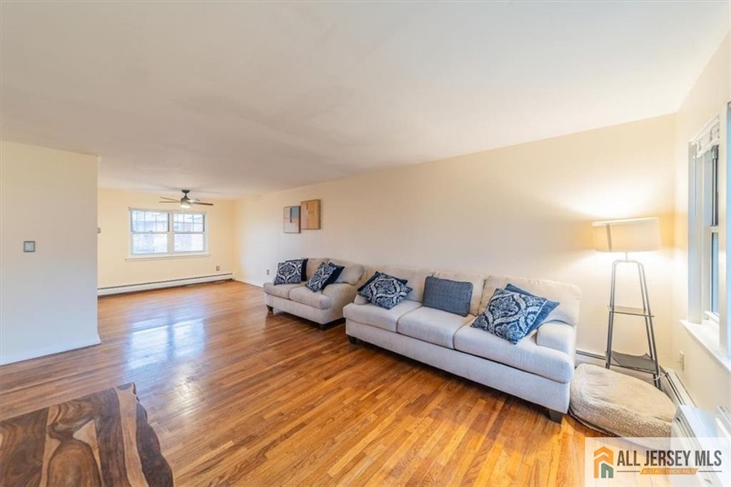 132 The Orchard L Image 4