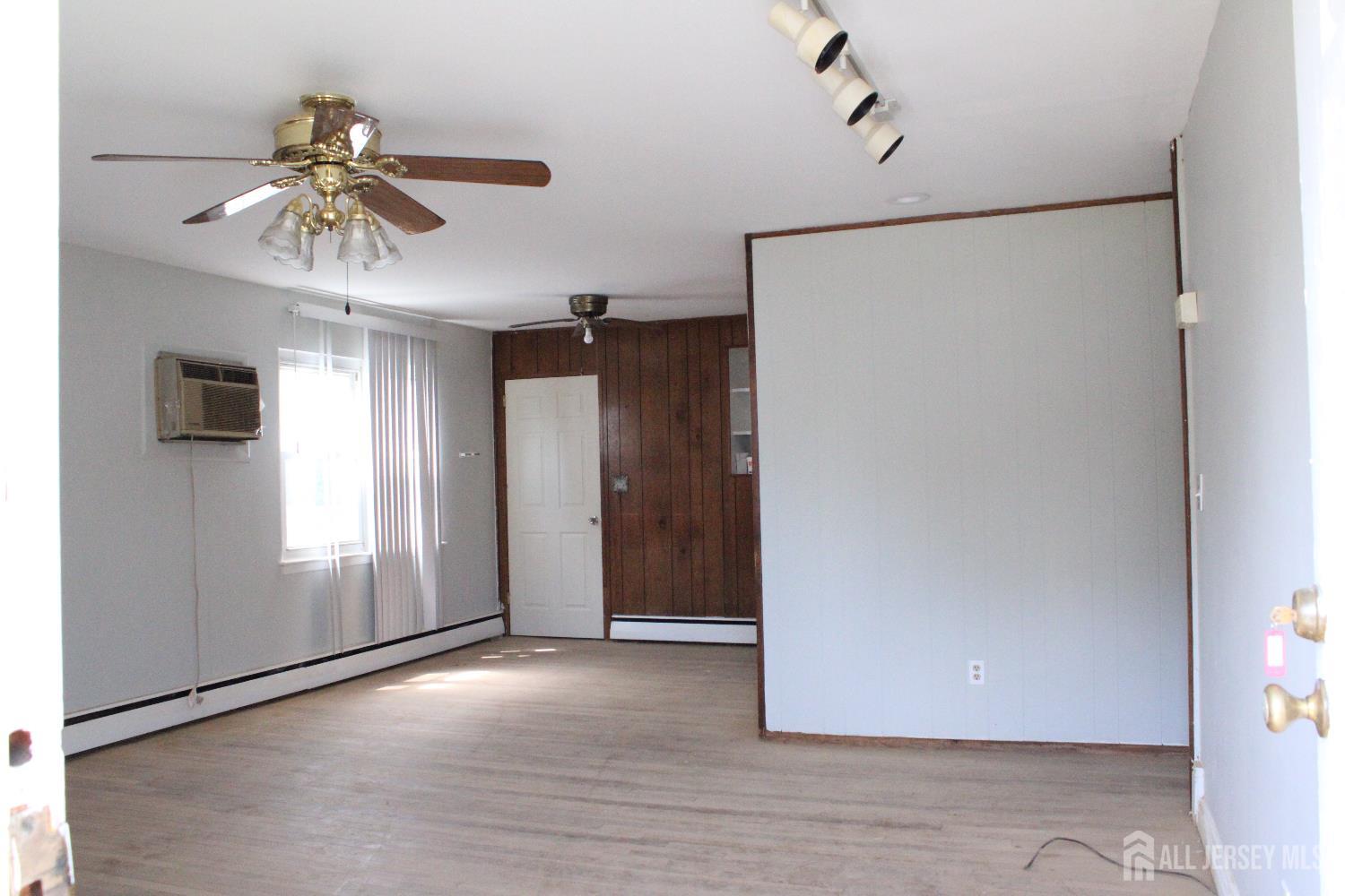 108 bond Street Image 2