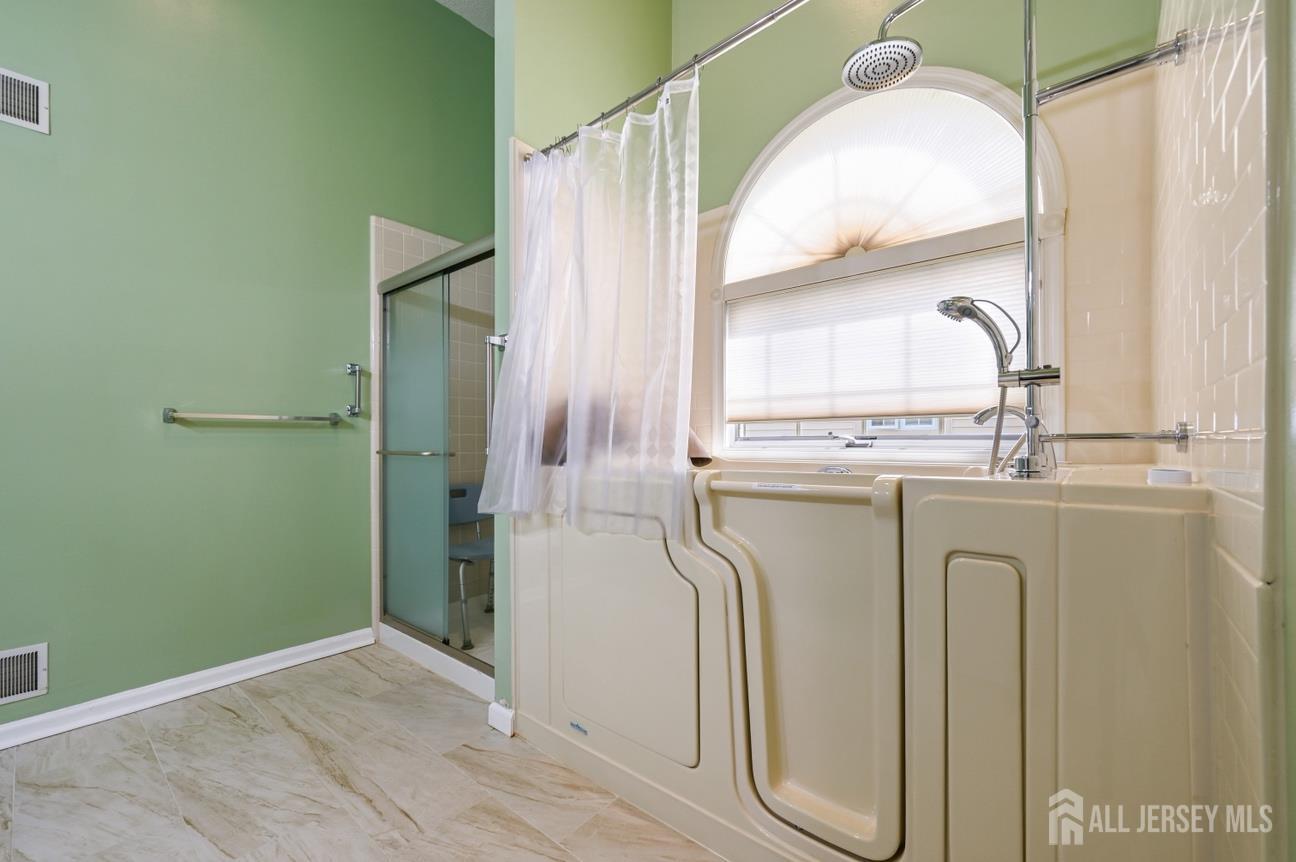 1 Phillip Court, Monroe, NJ, 08831 image 13