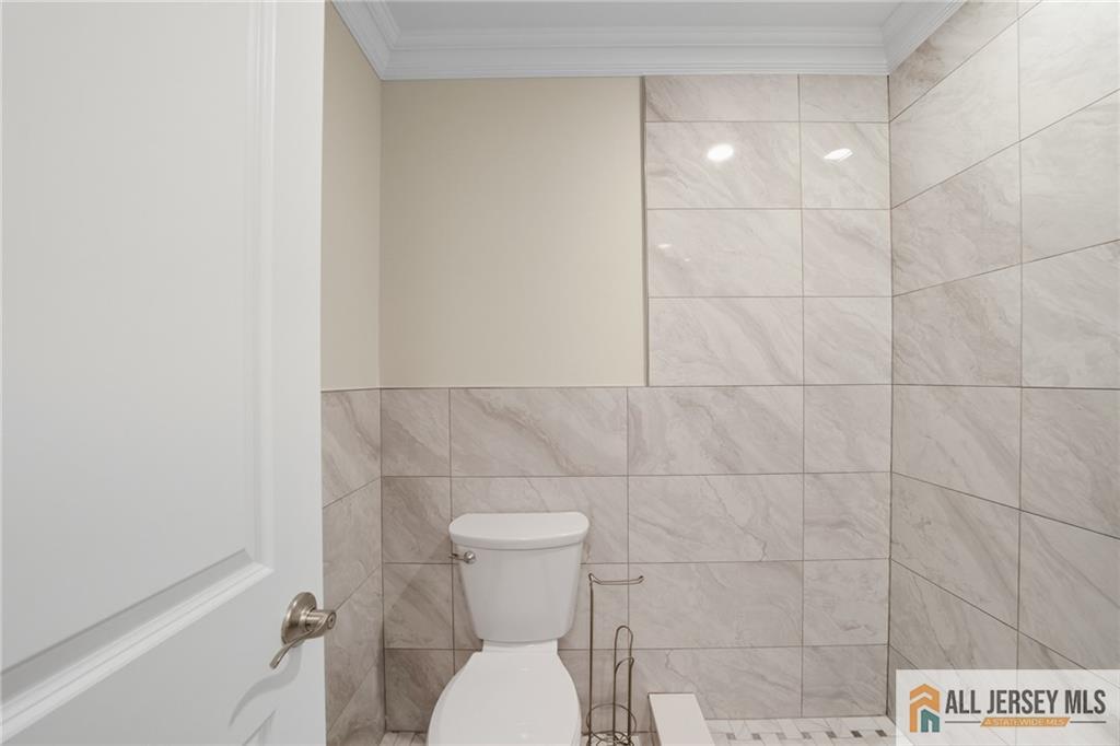 172 Warren Road 172A, Monroe, NJ, 08831 image 21
