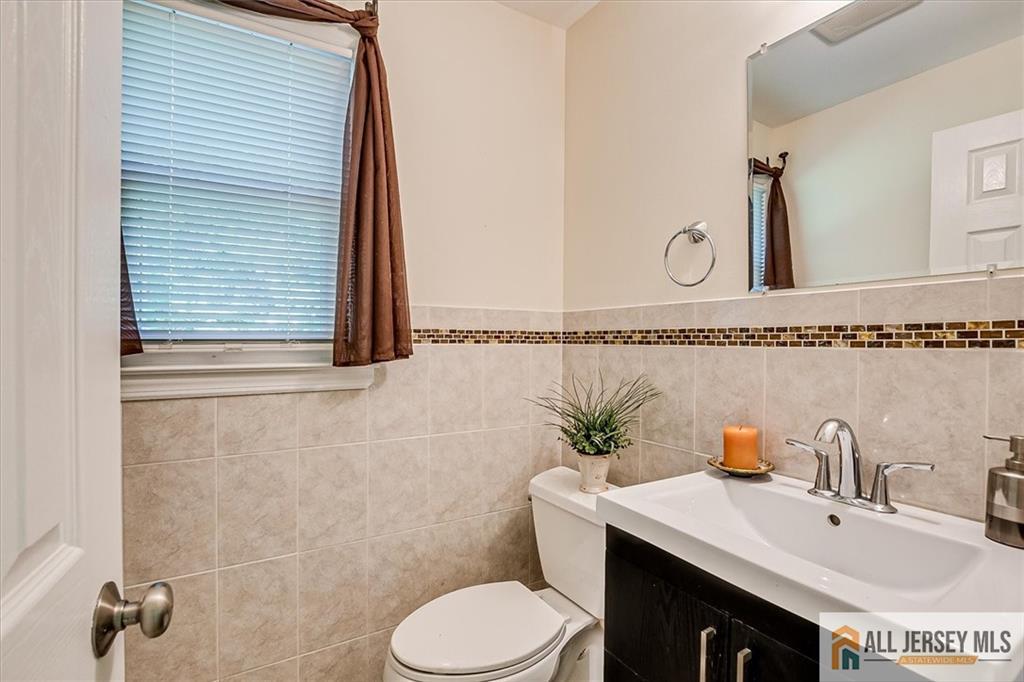 5 Queens Road, East Brunswick, NJ, 08816 image 29