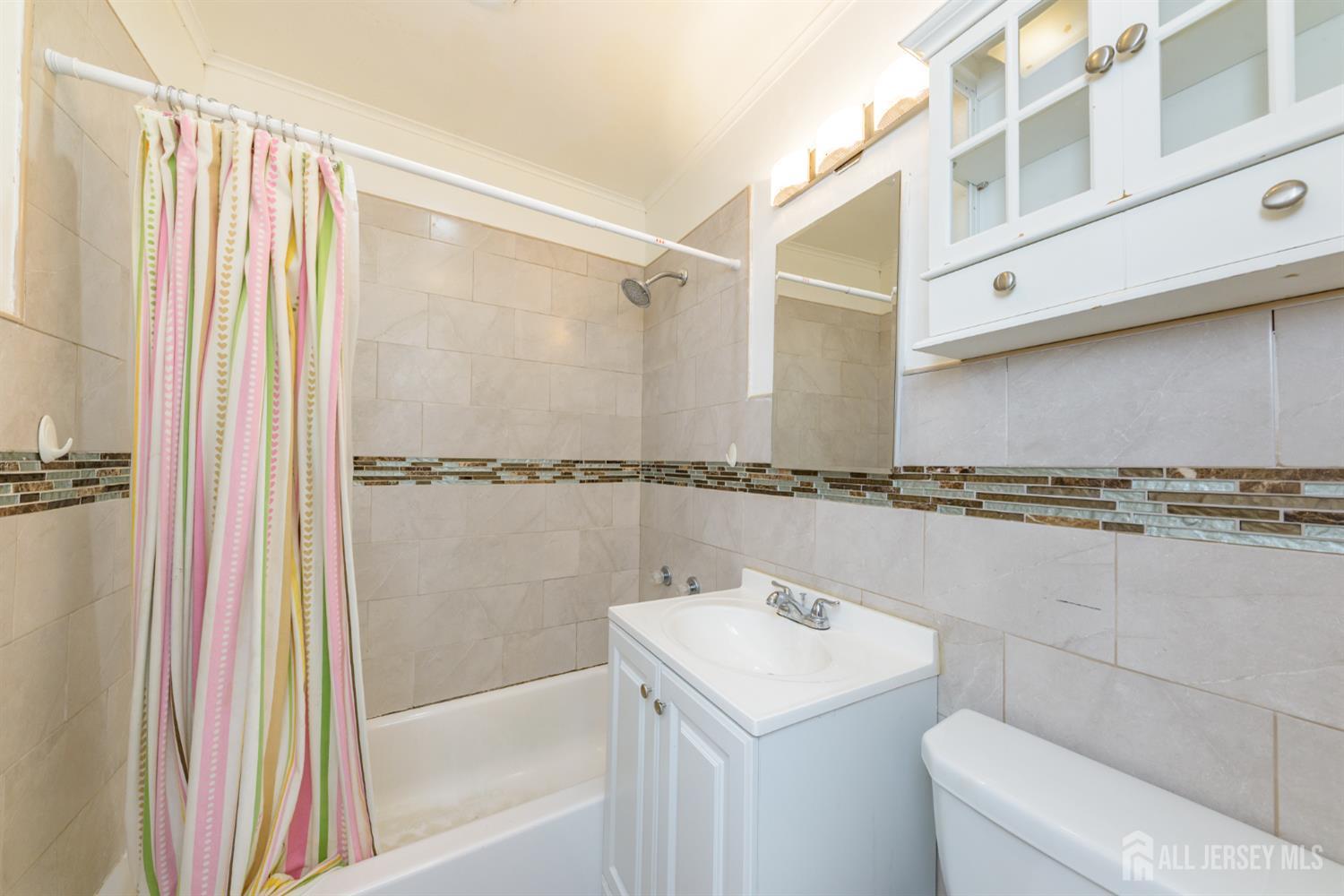 590 Chain O Hills Road, Colonia, NJ, 07067 image 19