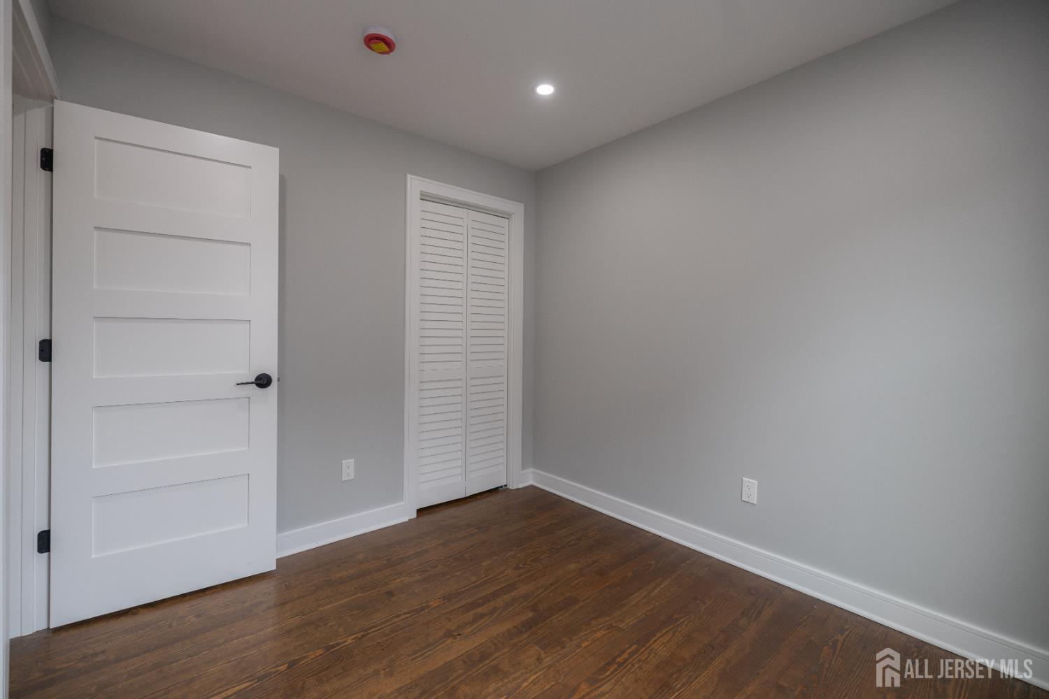 557 Main Street, Sayreville, NJ, 08872 image 16