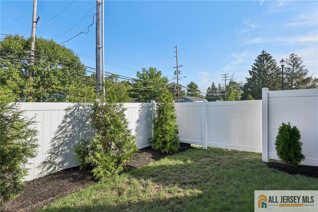 10 Athens Way, Aberdeen, NJ, 07721 image 48