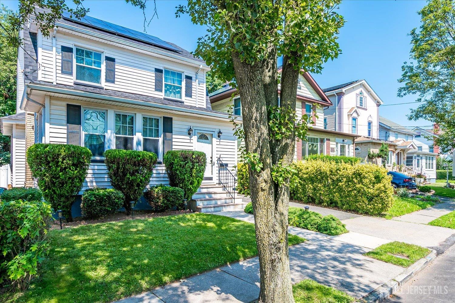 1072 Salem Avenue Image 2