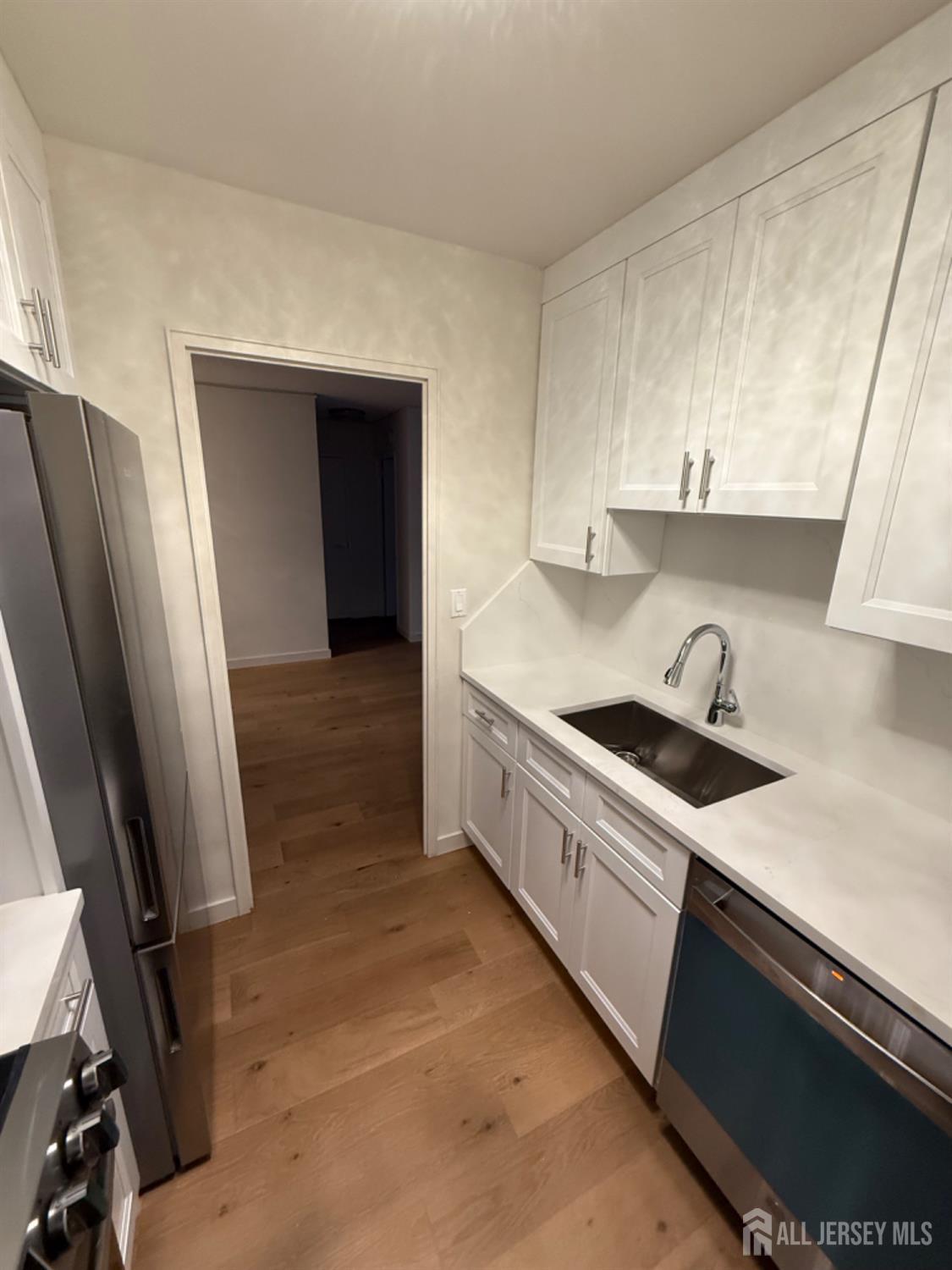 201 Saint Pauls Avenue 8F, Jersey City, NJ, 07306 image 31