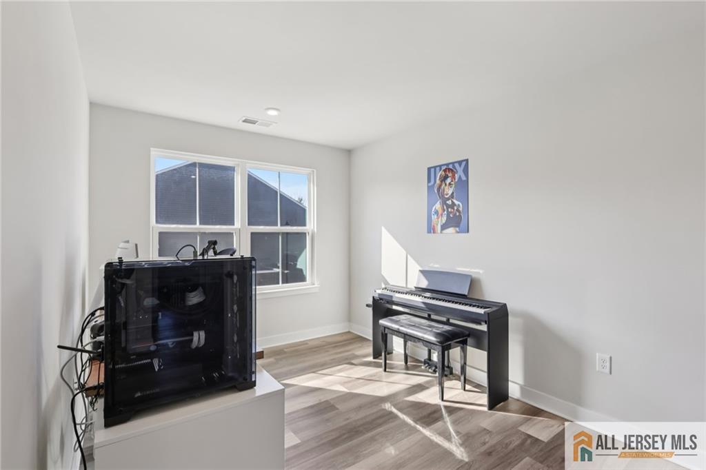 10 Athens Way, Aberdeen, NJ, 07721 image 33