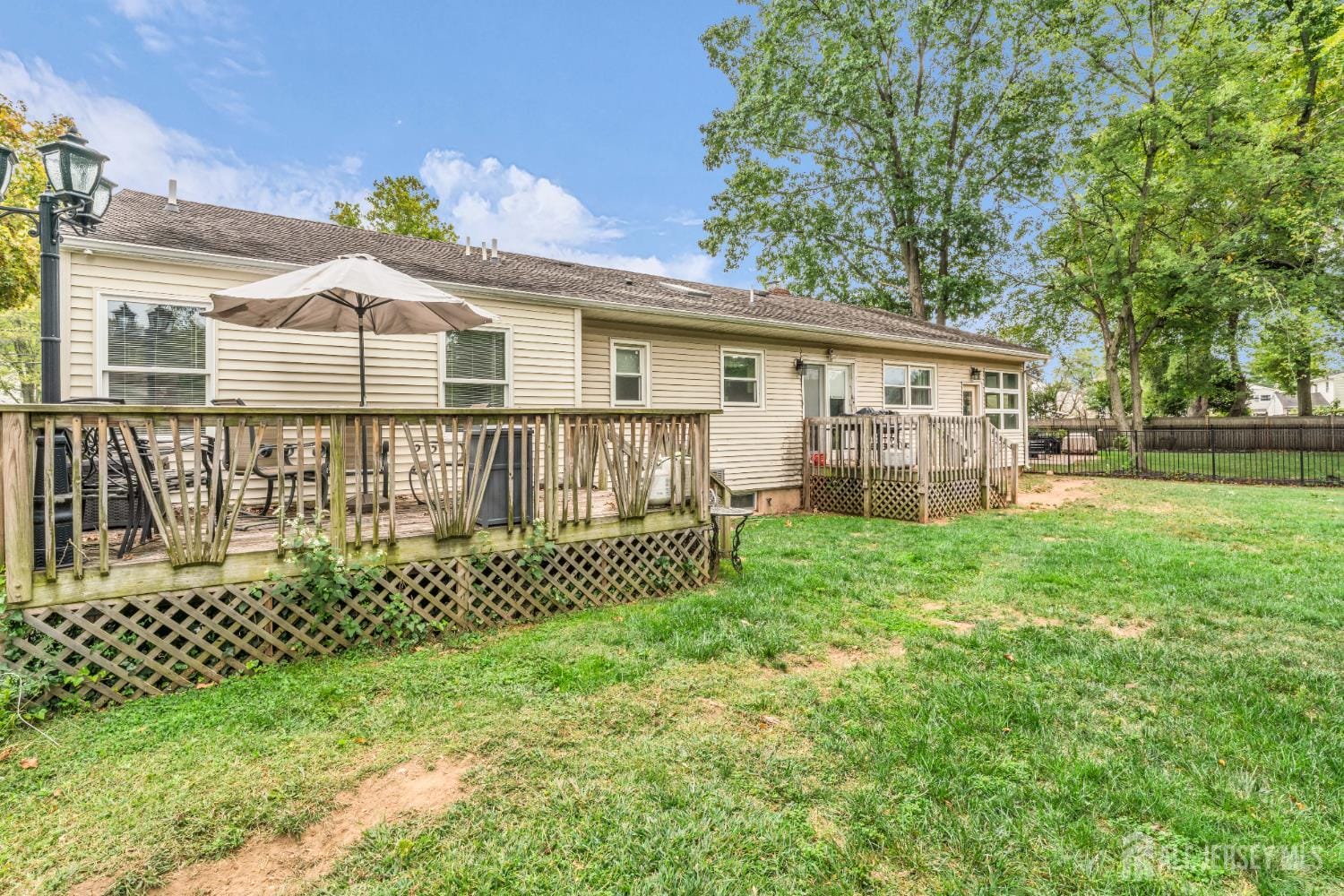 25 Eileen Way, Edison, NJ, 08837 image 27
