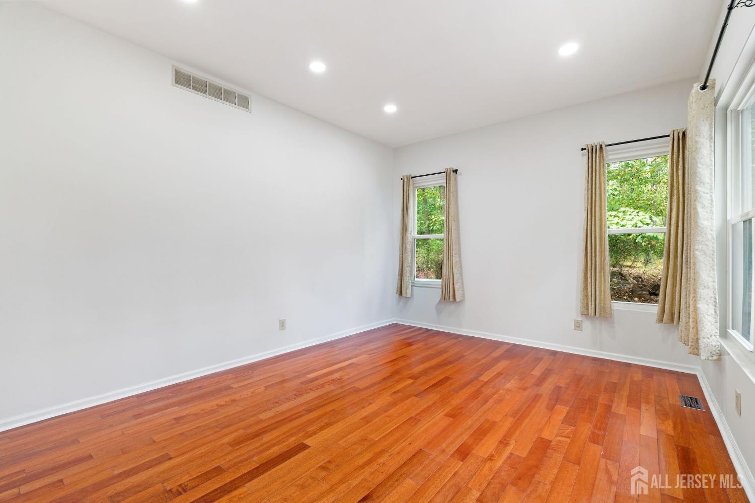 9 Stirrup Way, Franklin, NJ, 08540 image 8