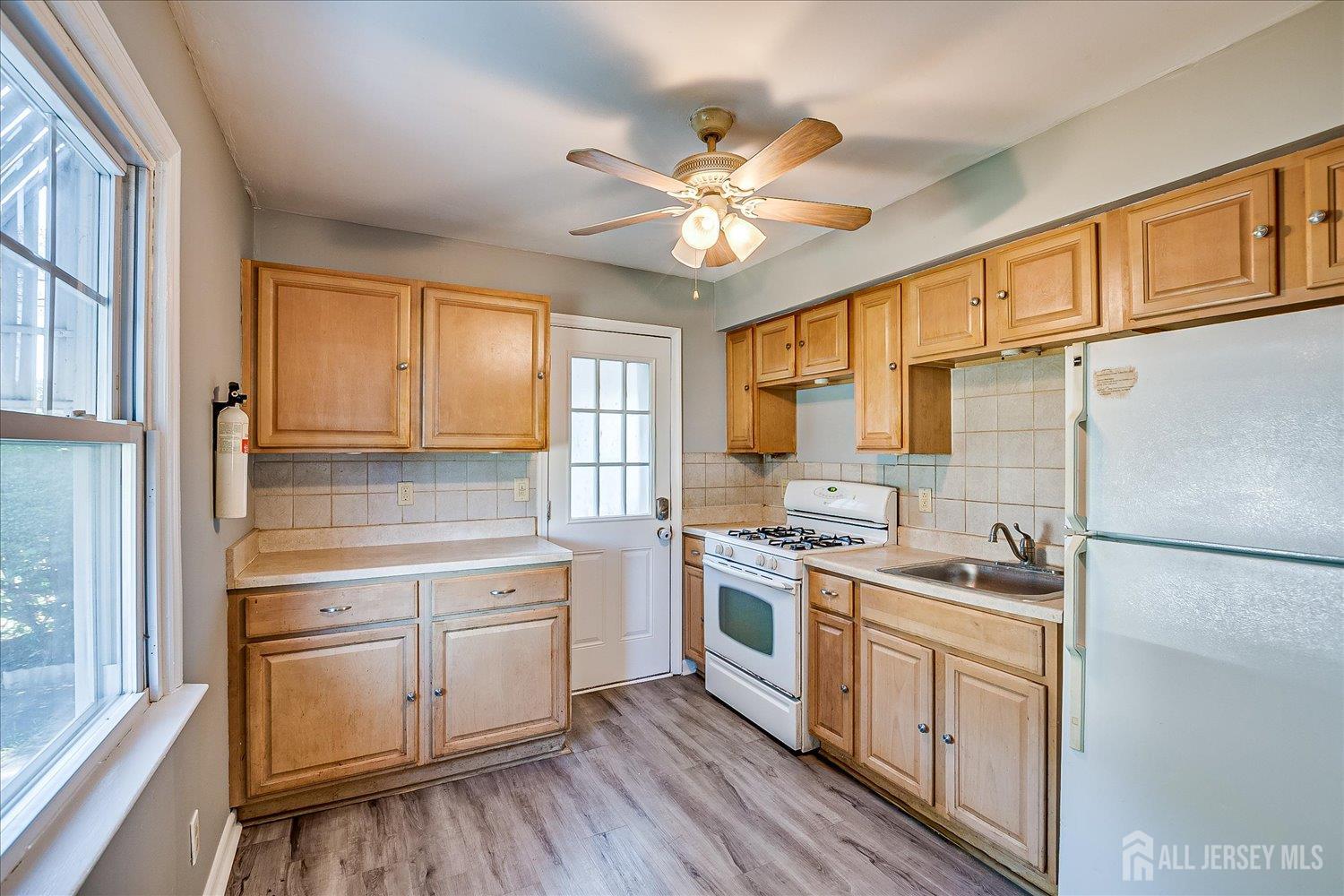 310 Howard Avenue, Middlesex, NJ, 08846 image 13