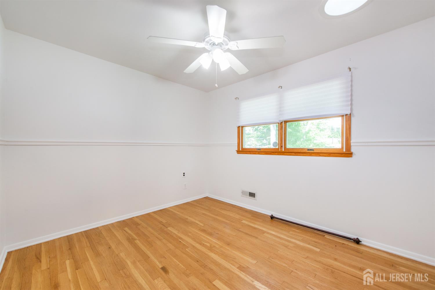 5 Sandalwood Drive, East Brunswick, NJ, 08816 image 27