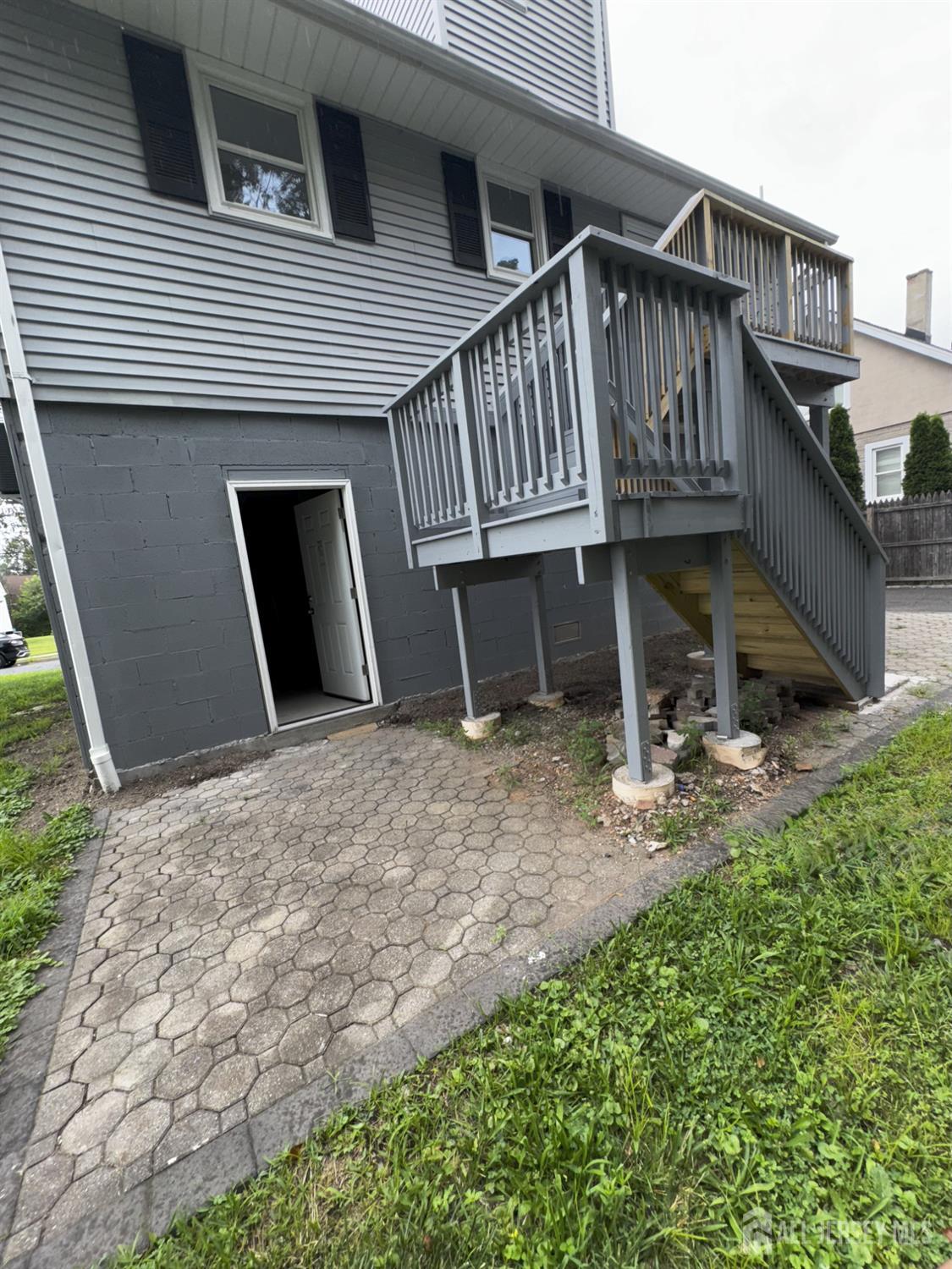 212 Huff Avenue Image 5