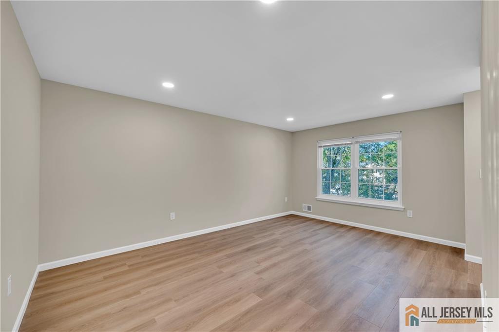 18 Delikat Lane, Sayreville, NJ, 08872 image 22