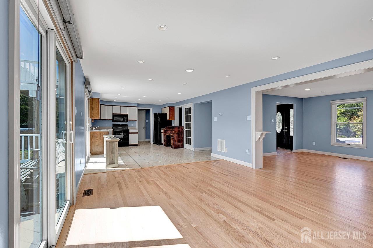 12 Dugans Grove, Millstone, NJ, 08535 image 9