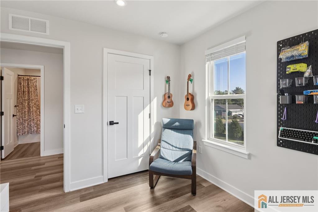 10 Athens Way, Aberdeen, NJ, 07721 image 29