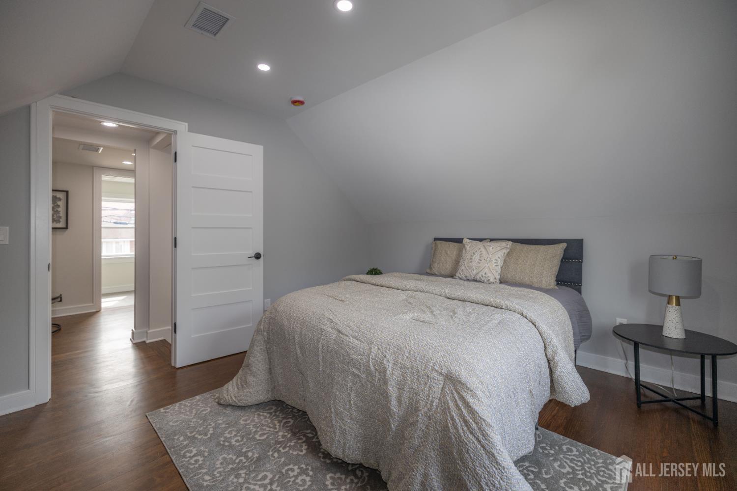 557 Main Street, Sayreville, NJ, 08872 image 18