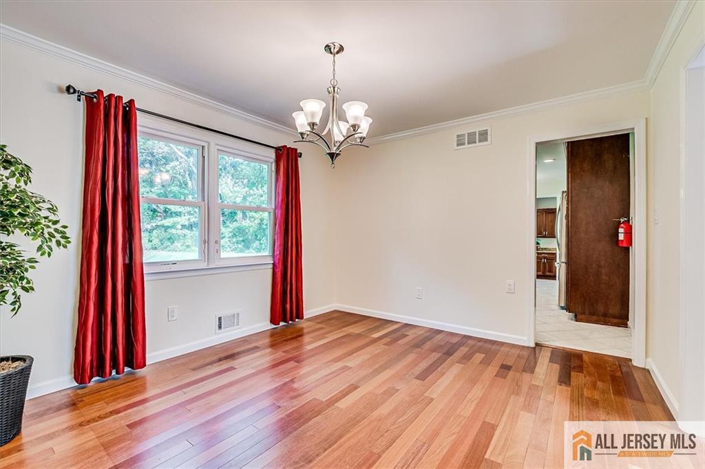 5 Queens Road, East Brunswick, NJ, 08816 image 19