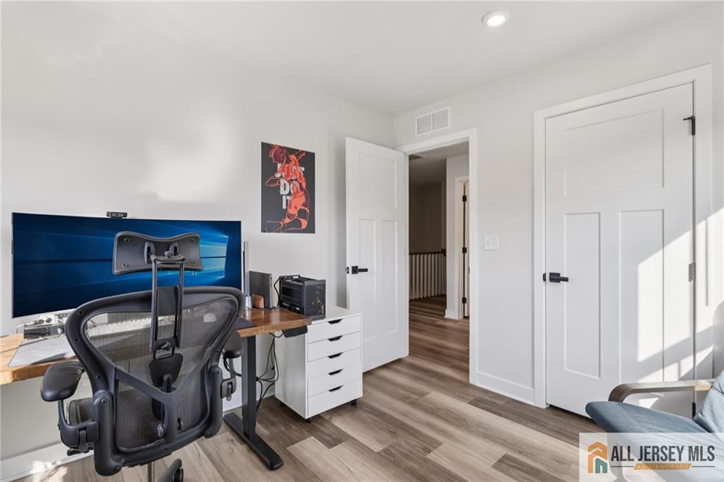 10 Athens Way, Aberdeen, NJ, 07721 image 26
