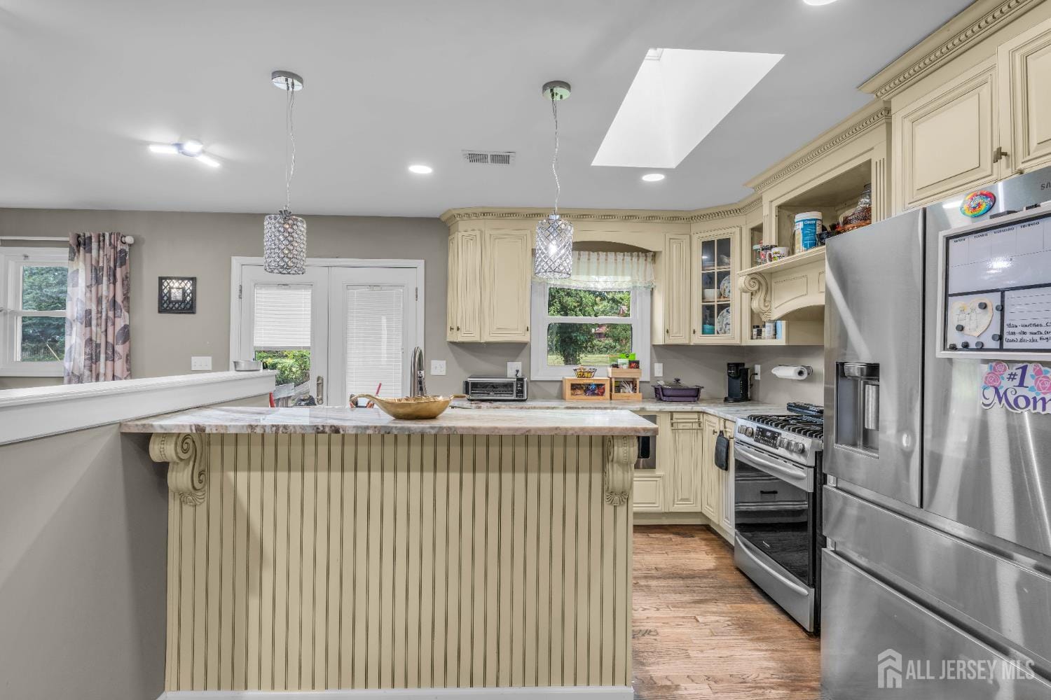 25 Eileen Way, Edison, NJ, 08837 image 9