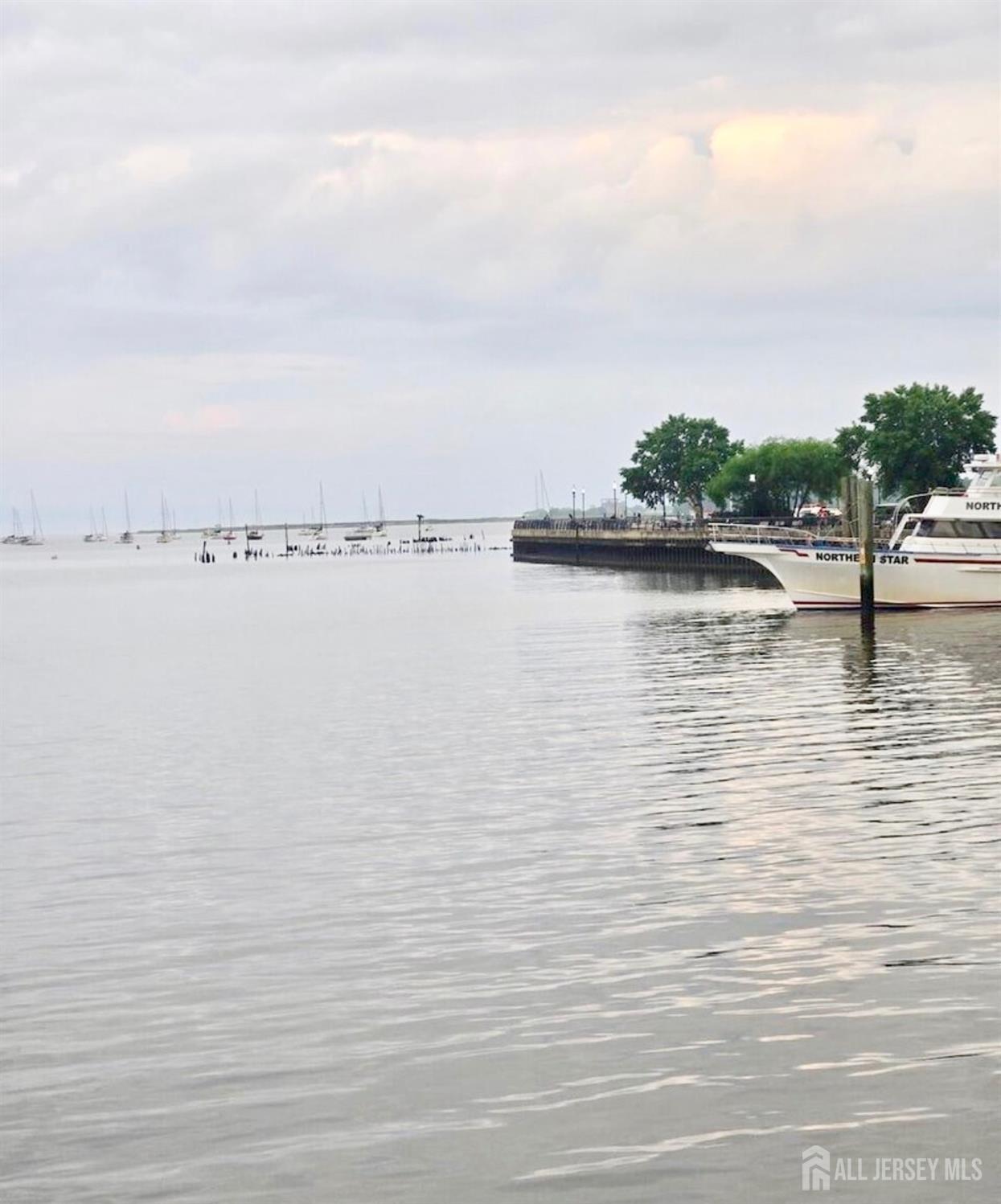 209 Broadway, Keyport, NJ, 07735 image 9