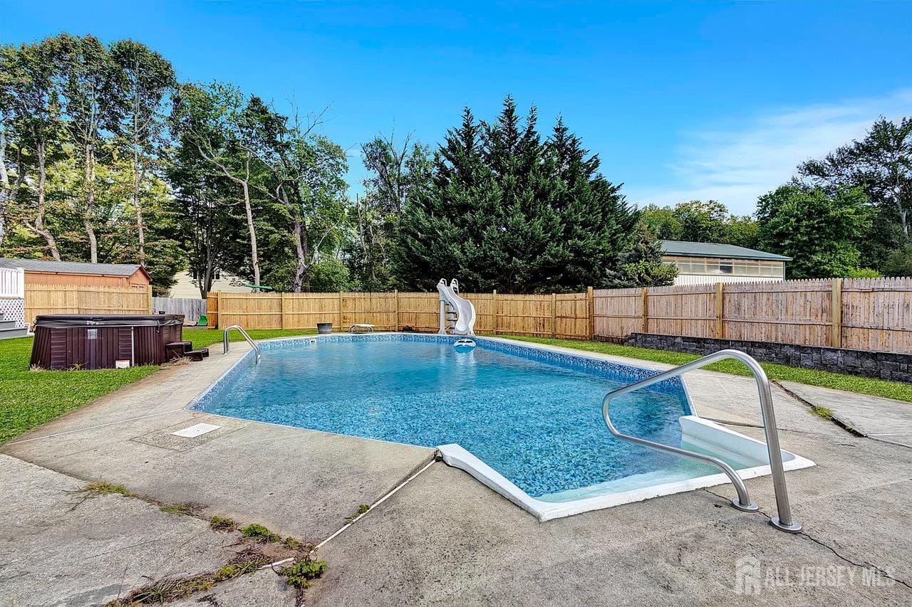 12 Dugans Grove, Millstone, NJ, 08535 image 33