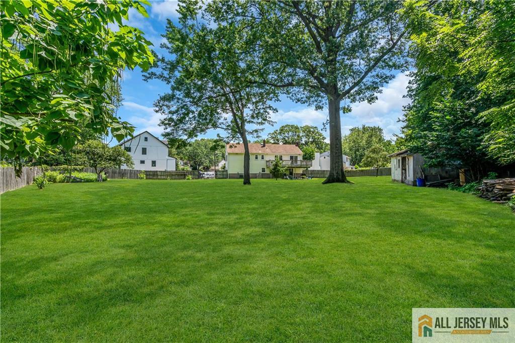 8 Whitehall Avenue, Edison, NJ, 08820 image 42