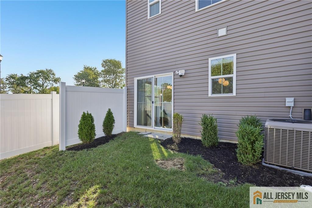 10 Athens Way, Aberdeen, NJ, 07721 image 47