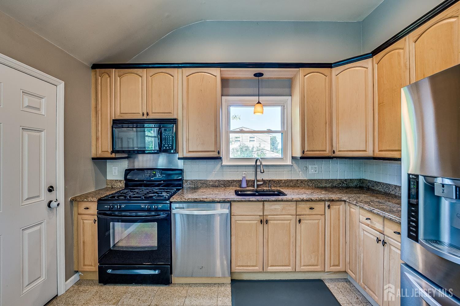 17 Pearl Road, East Brunswick, NJ, 08816 image 18