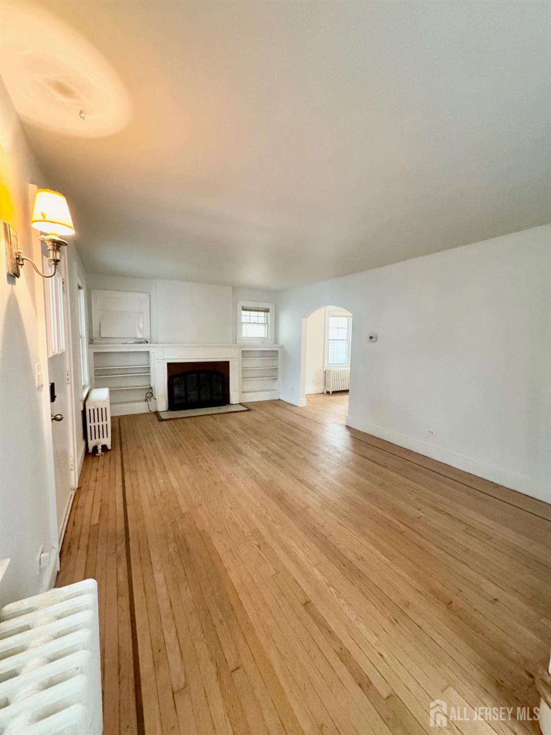 209 Broadway, Keyport, NJ, 07735 image 16