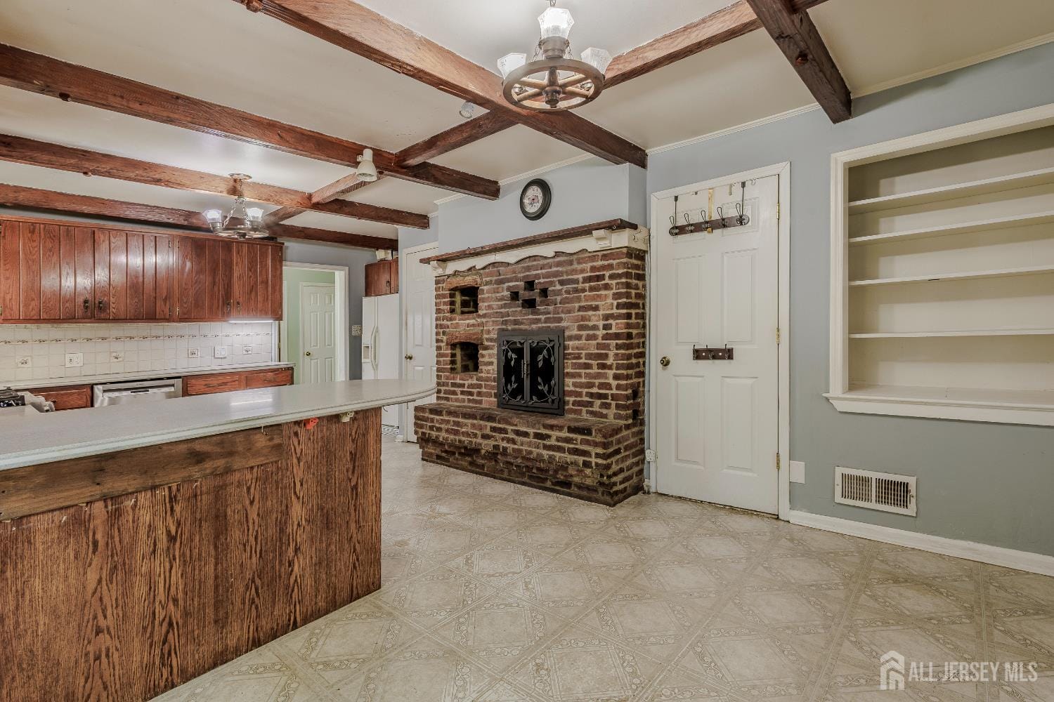 2 Louise Drive Image 5