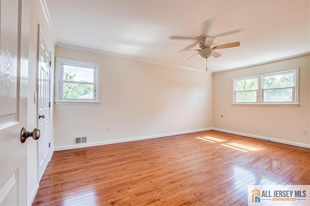5 Queens Road, East Brunswick, NJ, 08816 image 32