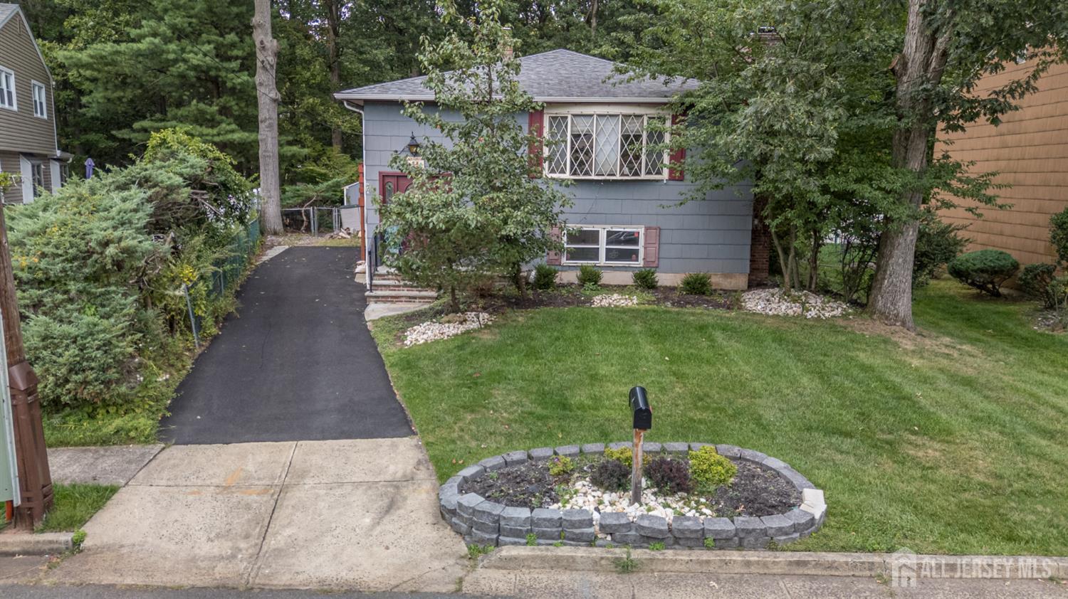 54 Montclair Avenue, Edison, NJ, 08820 image 39