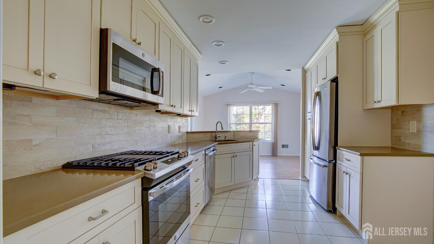 15-B Ingram Drive, Monroe, NJ, 08831 image 12