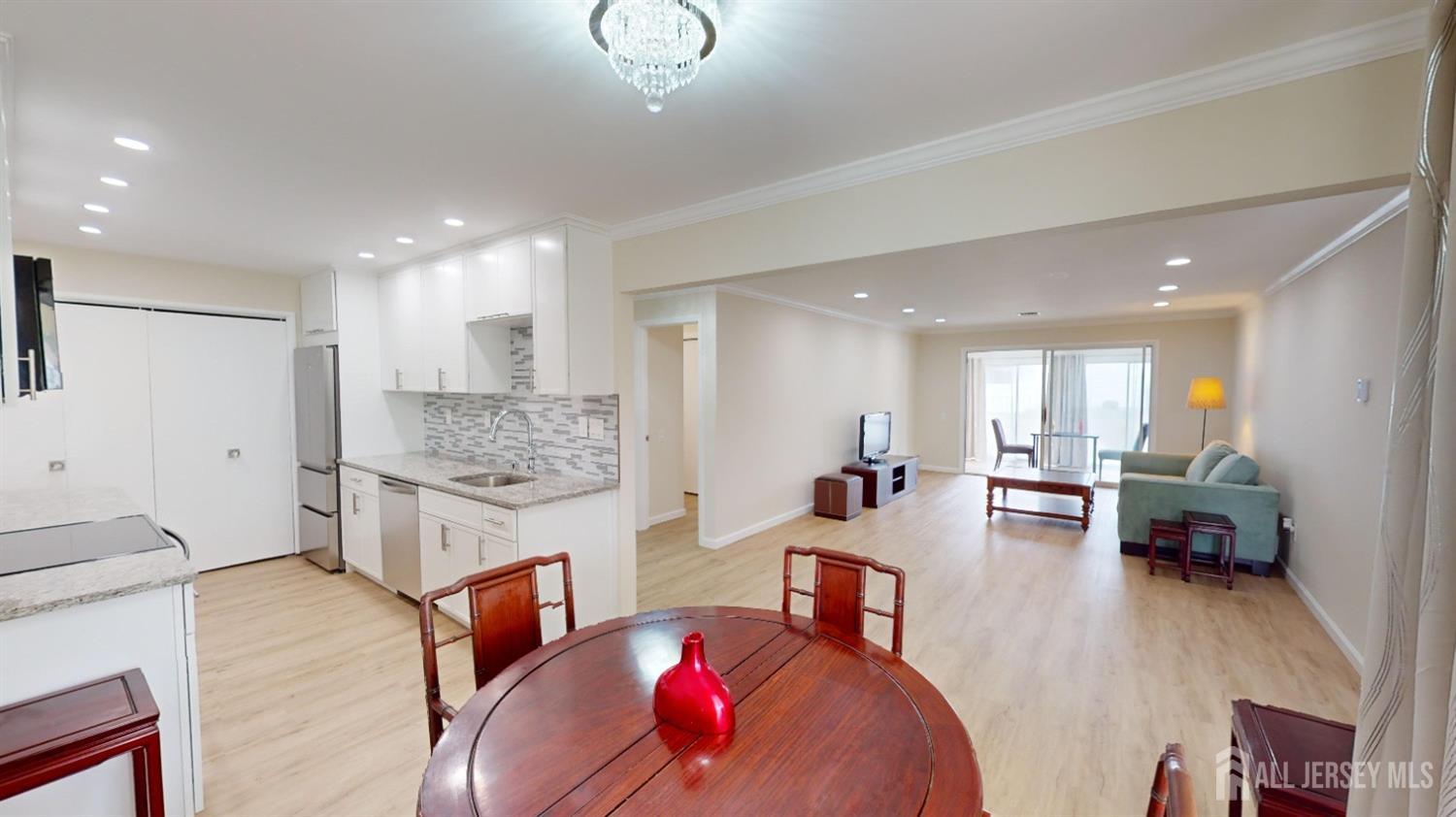 9-c Aspen Plaza Image 1