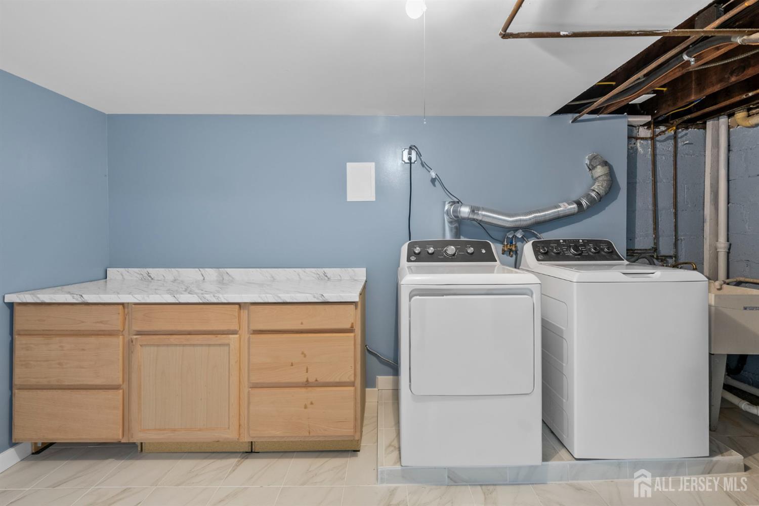 532 Olive Place, Woodbridge Proper, NJ, 07095 image 23
