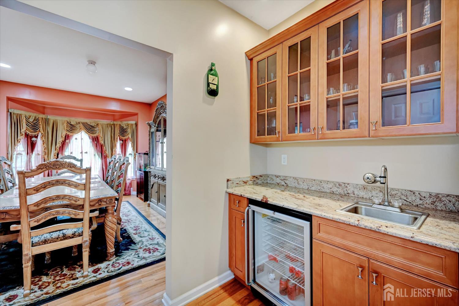 10 MILFORD Court, Edison, NJ, 08820 image 22