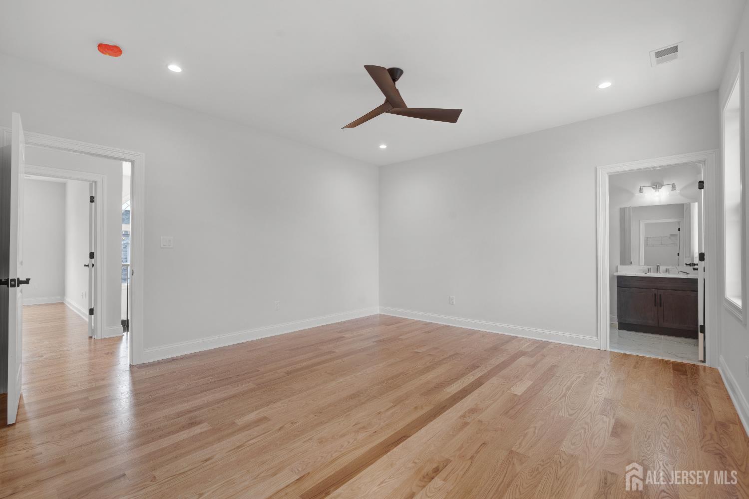 9 Links Drive, Edison, NJ, 08820 image 63