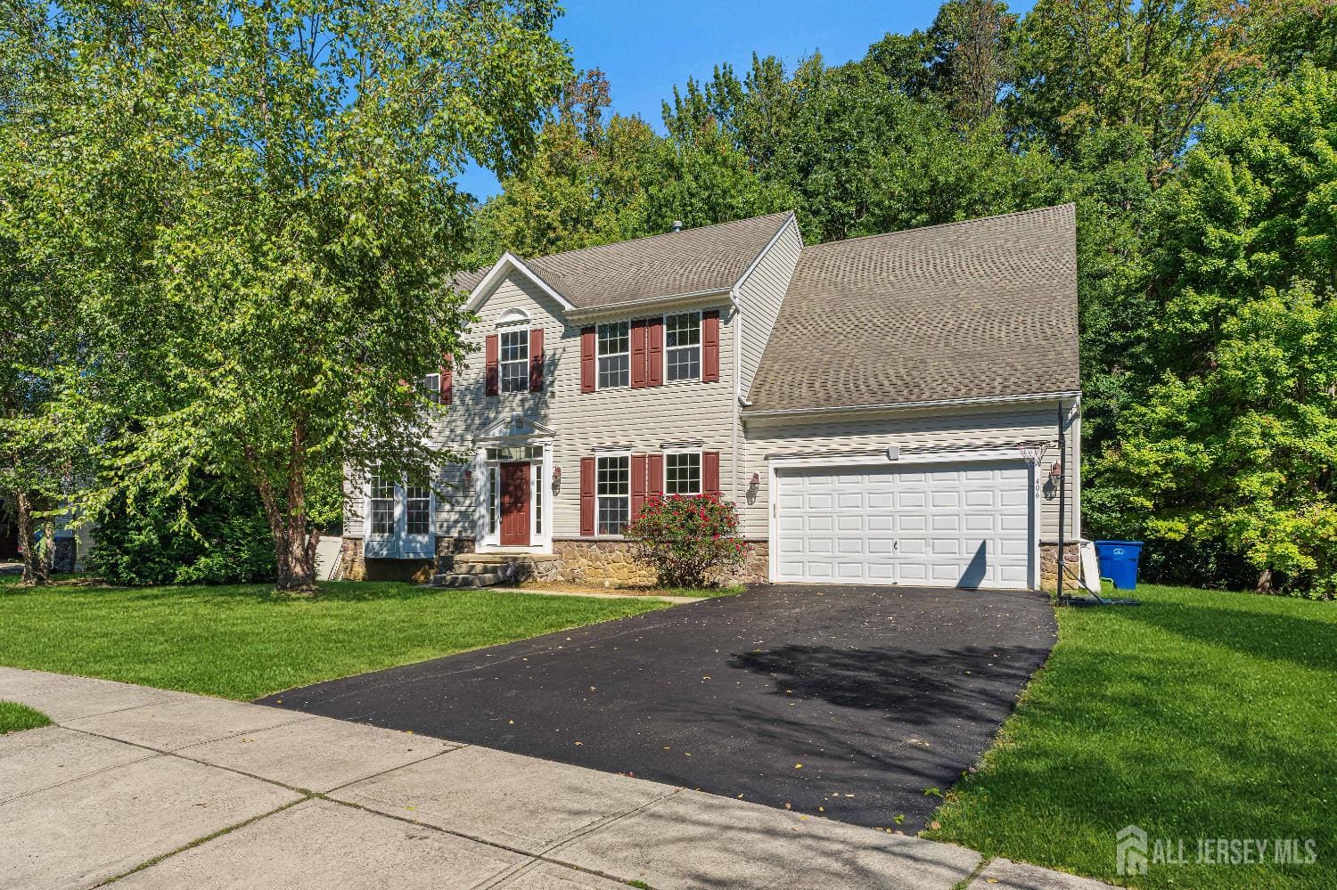 406 Arnold Drive Image 3