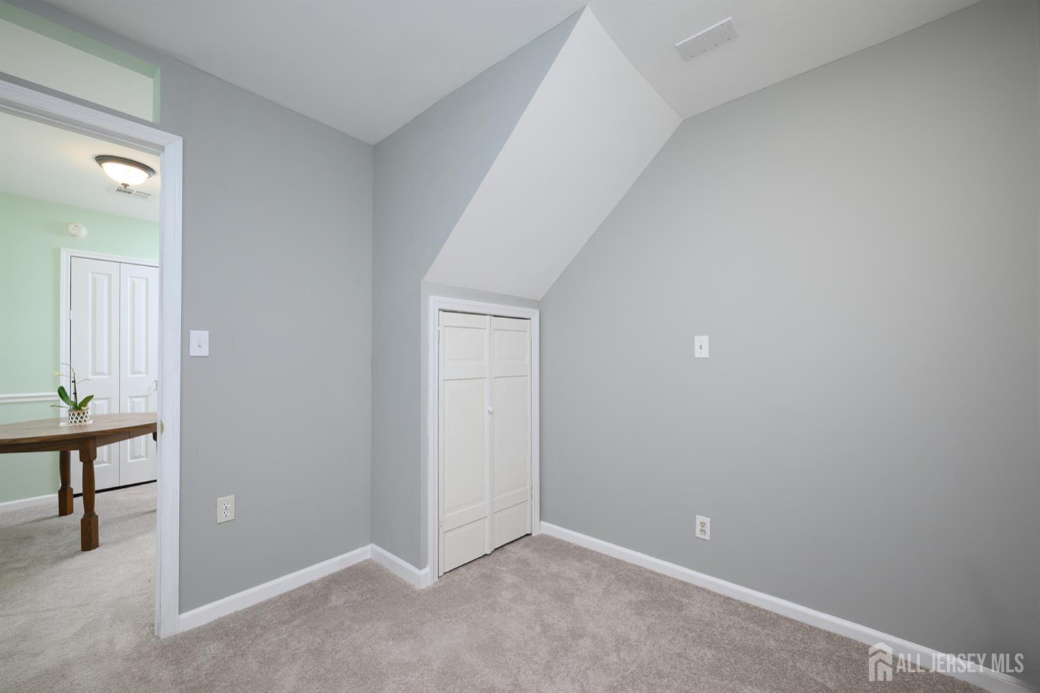 65 ORANGE Street, Edison, NJ, 08817 image 27