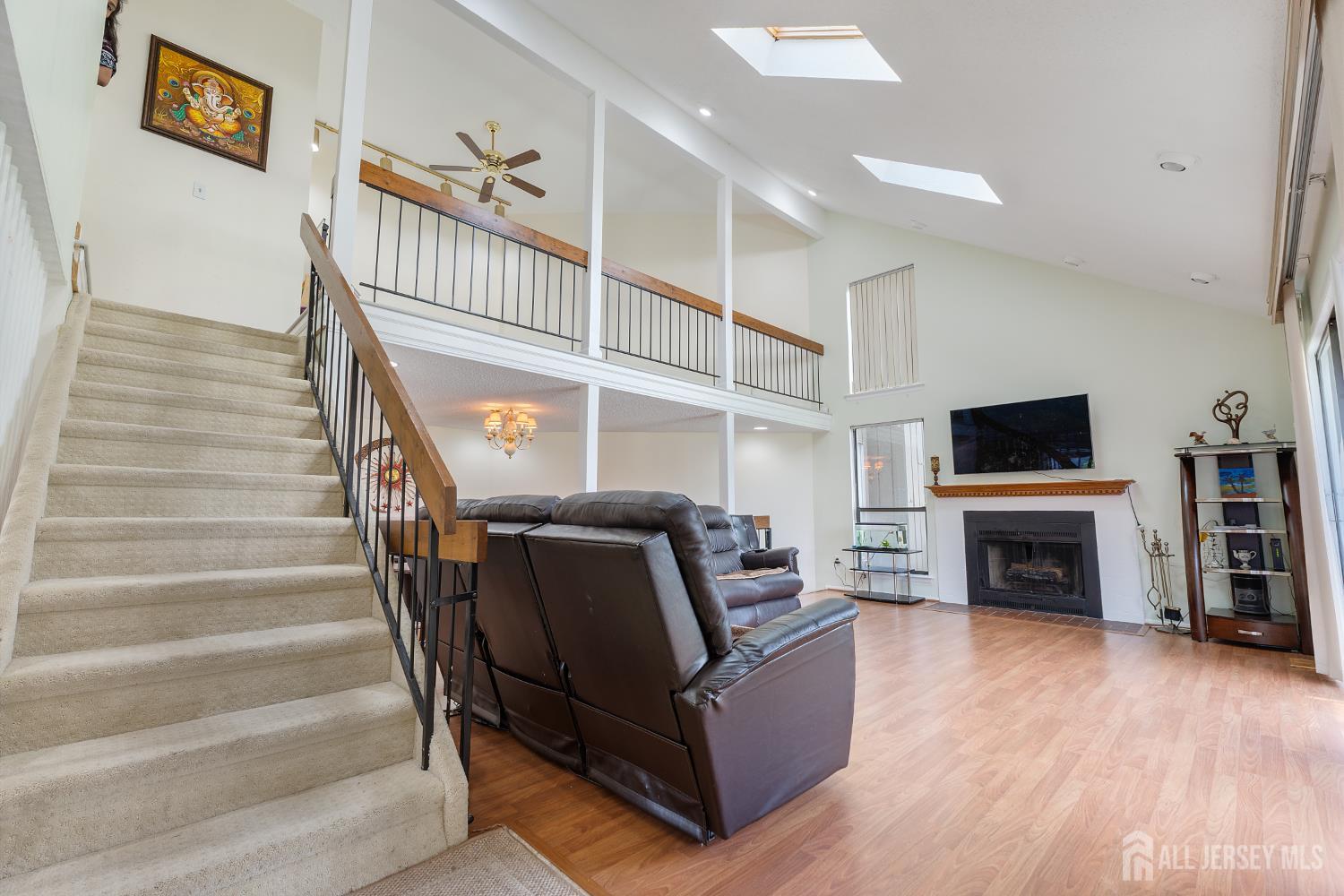 154 Westgate Drive, Edison, NJ, 08820 image 12