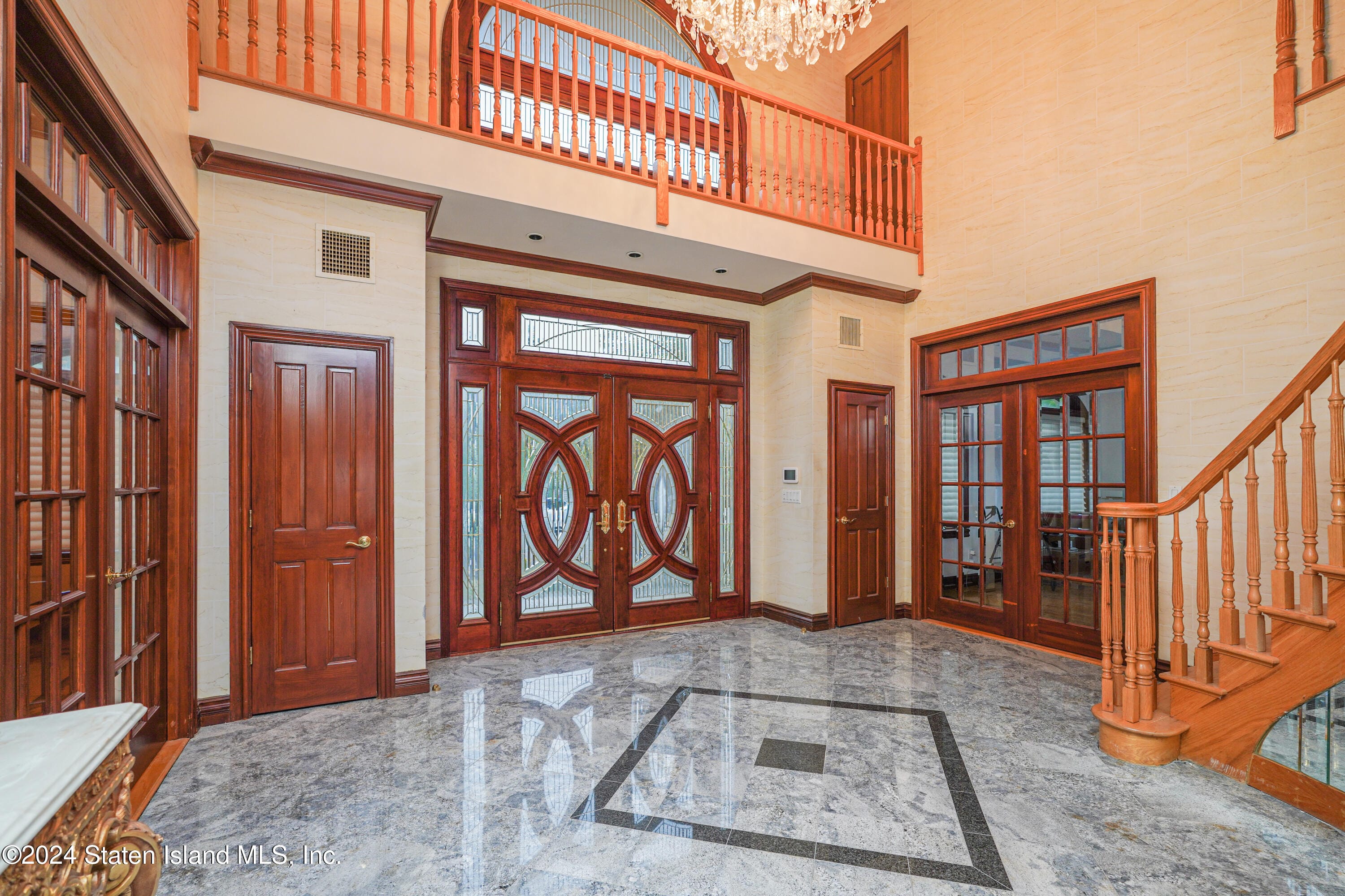 40 Jenna Lane Image 4