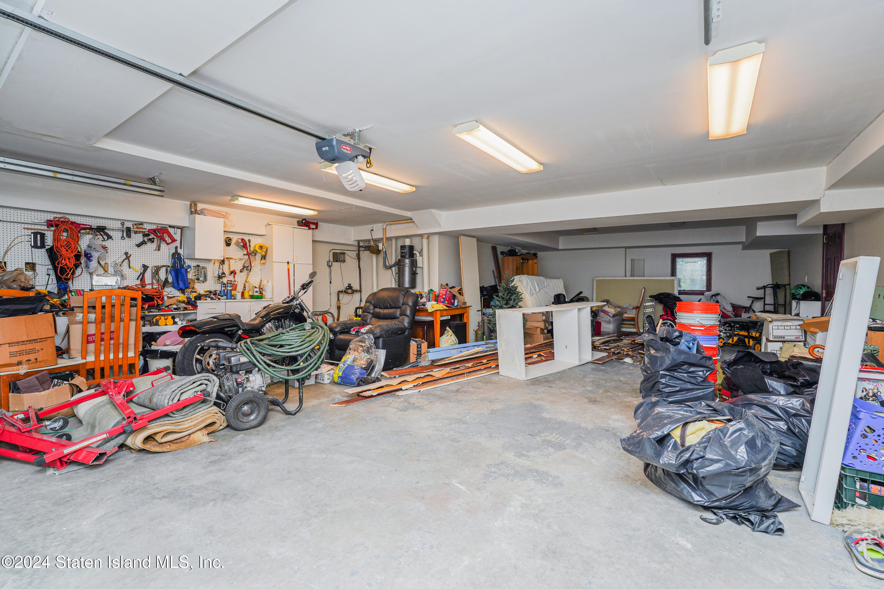 40 Jenna Lane, Staten Island, NY, 10304 image 10