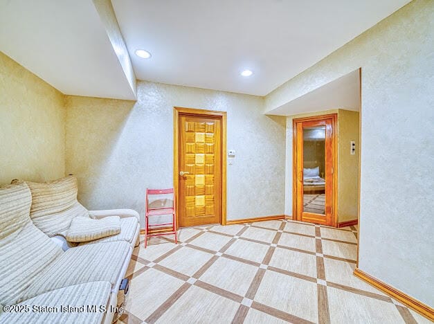 10 Arbutus Way, Staten Island, NY, 10312 image 40